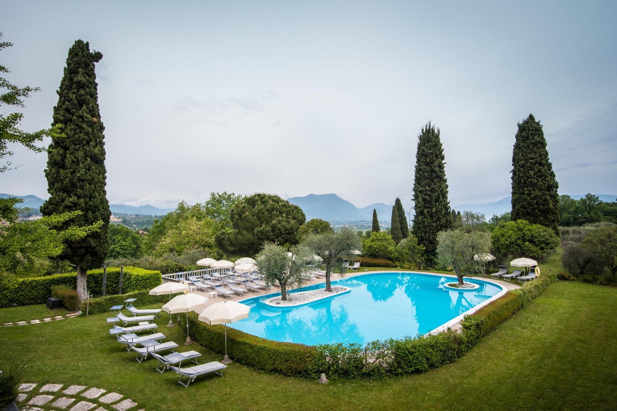 Hotel Porta Del Sole Soiano Del Lago Exterior photo