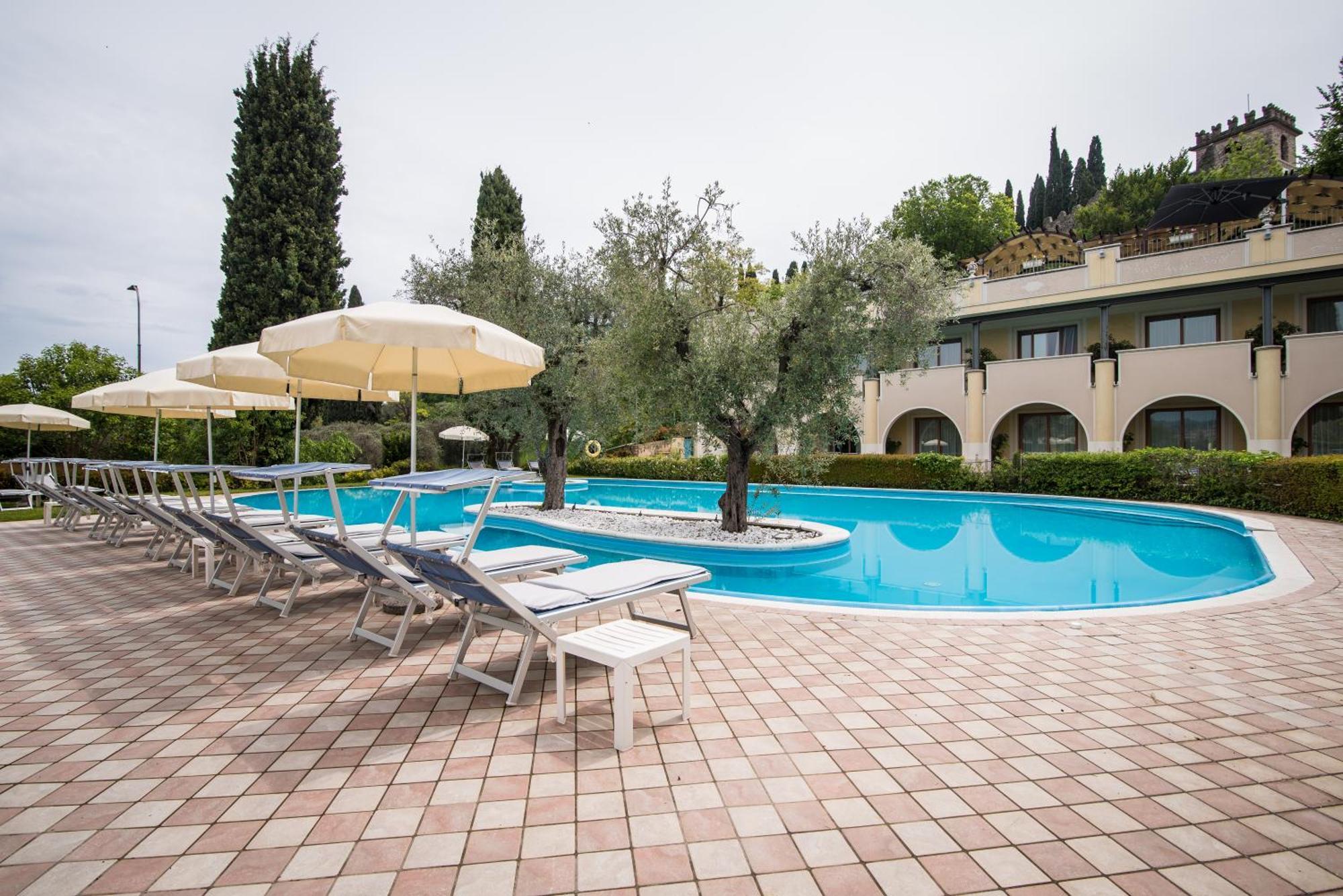 Hotel Porta Del Sole Soiano Del Lago Exterior photo